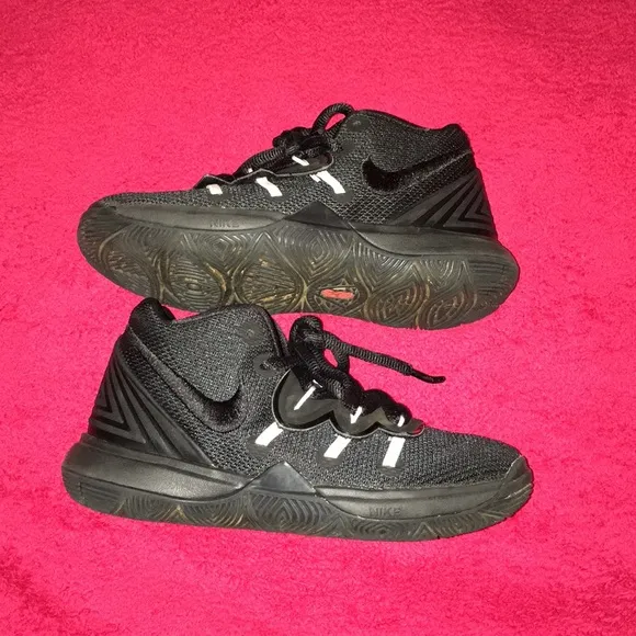 Nike Boys Kyrie 5 Kyrie Irving Black Nylon