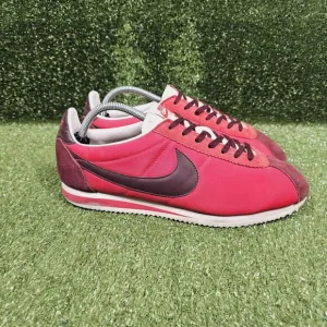 Nike Cortez 2011 Nylon Triple Red Athletic Sneakers 488291-601 Mens Size US 11.5