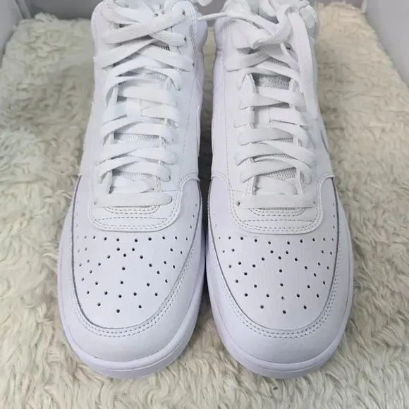Nike Court Vision Mid Basketball Shoes Women's 10 White on White Casual New