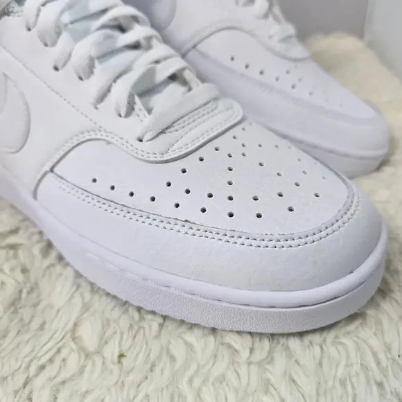 Nike Court Vision Mid Basketball Shoes Women's 10 White on White Casual New
