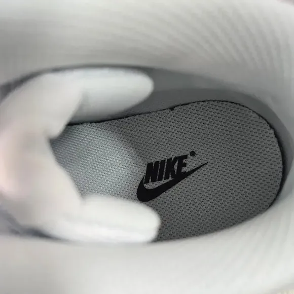 Nike Court Vision Mid Basketball Shoes Women's 10 White on White Casual New