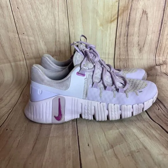 Nike Free Metcon 5 Lilac Bloom DV3950-502 Women's Size 7 Sneakers