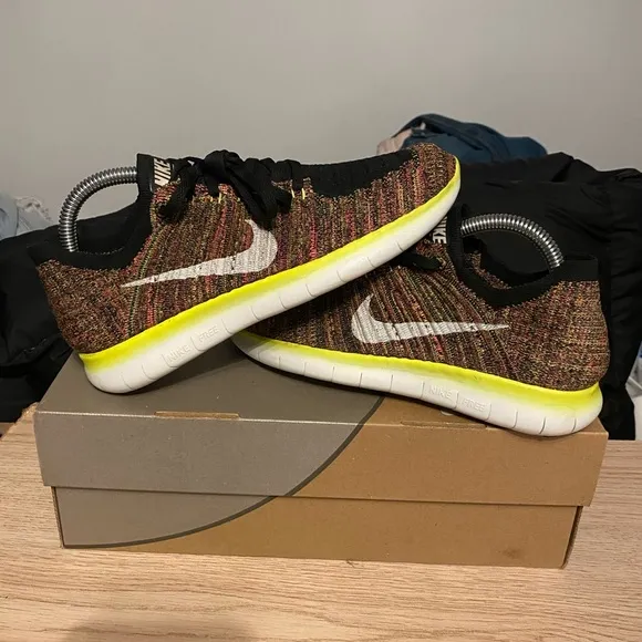 Nike Free Run Flyknit Men Running Shoes Multicolor - M 6 - W 7.5