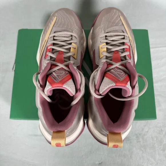 Nike Giannis Immortality 3 Men Shoes DZ7533 200 Fossil Stone Gold Size 11 NWB