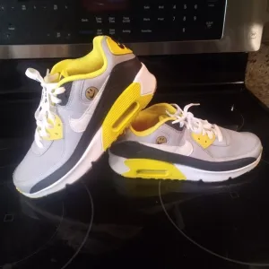 NIKE Gray and Yellow Sneakers with Smiley Face