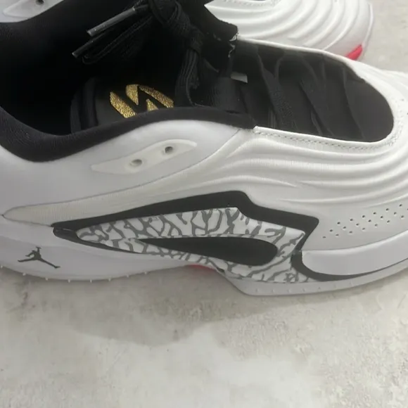 Nike Jordan Luke 3 PF Motorsport men 6.5 /6.5Y silver black white  fq8185-170