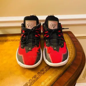 Nike Jordan One Take II Men Shoes Univ Red/Metallic Gold CW2457 607 Size 8.5