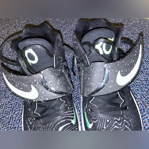 Nike KD 14 basketball shoes sneaker men's 9.5 Black Lime Glow