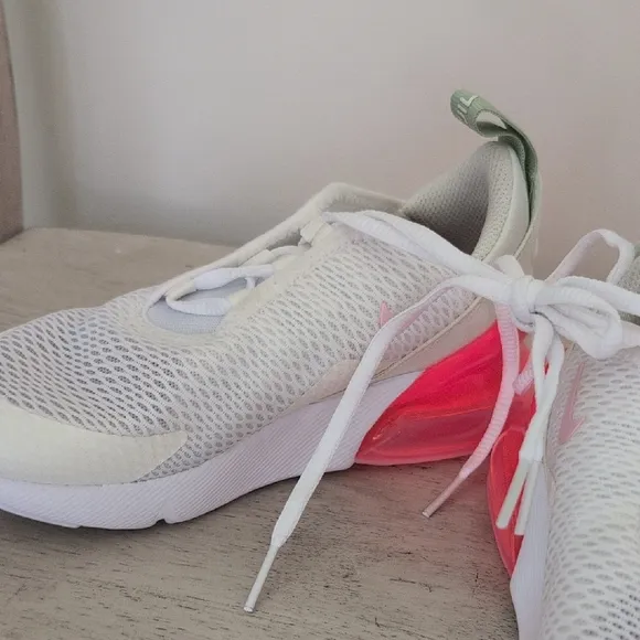 Nike Kids White and Pink Air Max Shoes Size 13