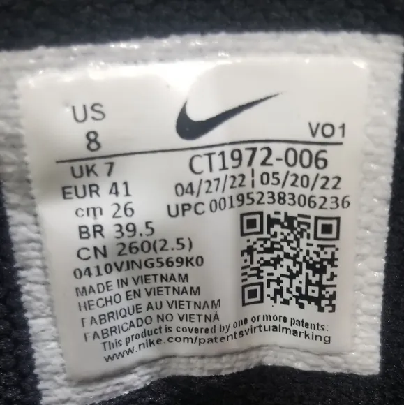 Nike Kyrie Flytrap 4EP Basketball Sneakers. CT1972-006. Released 2022. Size 8.