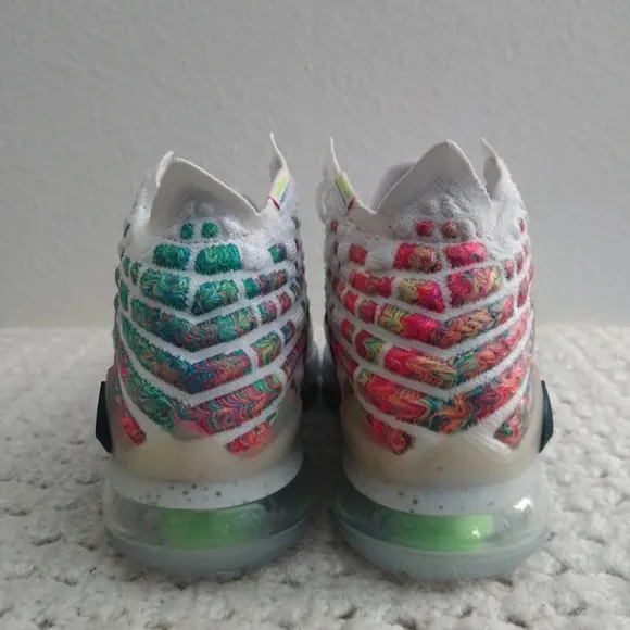 Nike LeBron 17 'Air Command Force' size 5.5y