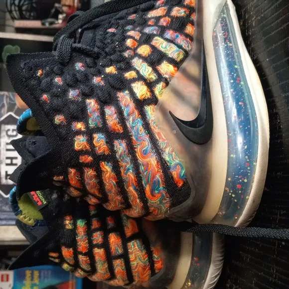 Nike LeBron James