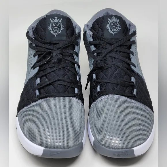 Nike LeBron Witness 8 Basketball Sneaker Black Shoes FB2239-004 Men Size 5.5 New