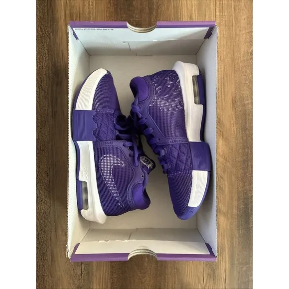 Nike LeBron Witness 8 Purple Basketball Shoes Men Sz 4 Women Sz 5.5 FB9944-500
