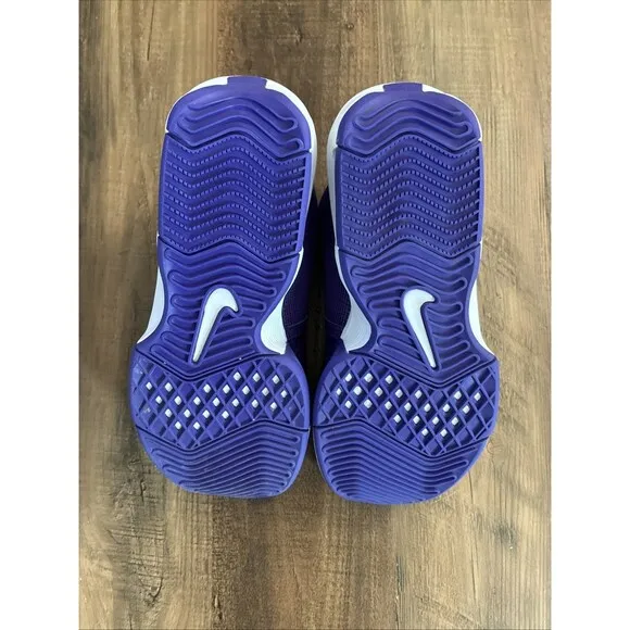 Nike LeBron Witness 8 Purple Basketball Shoes Men Sz 4 Women Sz 5.5 FB9944-500