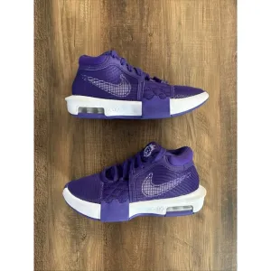 Nike LeBron Witness 8 Purple Basketball Shoes Men Sz 4 Women Sz 5.5 FB9944-500