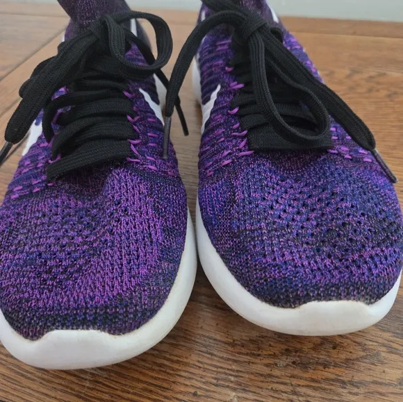 Nike Lunarlon Purple and White Athletic Shoes with Flyknit Upper Size 8