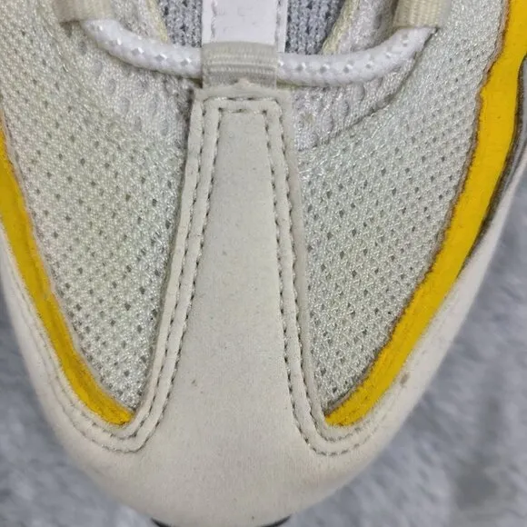 Nike Mens Air Max 95 Grey Amarillo Shoes 2019 (CD7495-100) Size 10.5