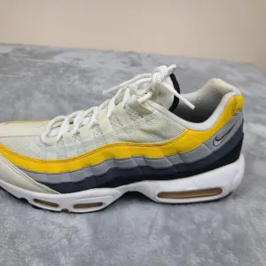 Nike Mens Air Max 95 Grey Amarillo Shoes 2019 (CD7495-100) Size 10.5