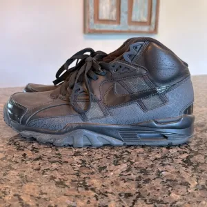 Nike Men's air trainer SC Black 585125 EUC 10.5 Sneakers 2012