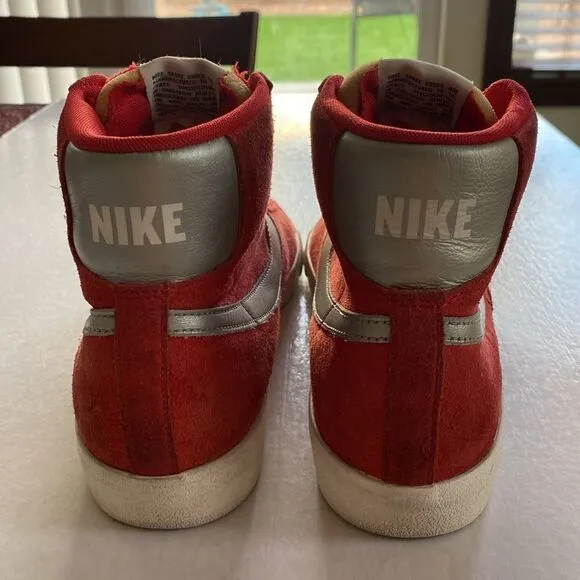 NIKE Men’s Blazer 77 Red/Silver Suede Leather Upper # CJ9693-600 Shoes Size 8.5