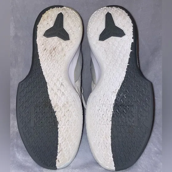 Nike Men’s Kobe Bryant Mamba Fury White/Grey Basketball Athletic Shoes S…