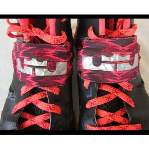 Nike Mens Lebron James Soldier VII 609679-005 Sz 10.5 Basketball Shoes Black