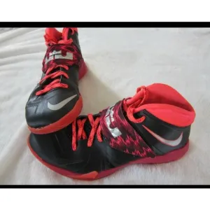 Nike Mens Lebron James Soldier VII 609679-005 Sz 10.5 Basketball Shoes Black