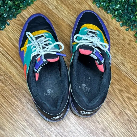 Nike Men's Multicolor Athletic Shoes