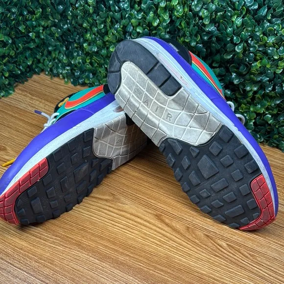 Nike Men's Multicolor Athletic Shoes