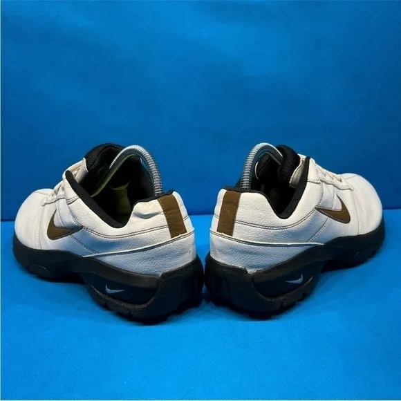 Nike Mens Soft Spiked Golf Shoe Size8.5