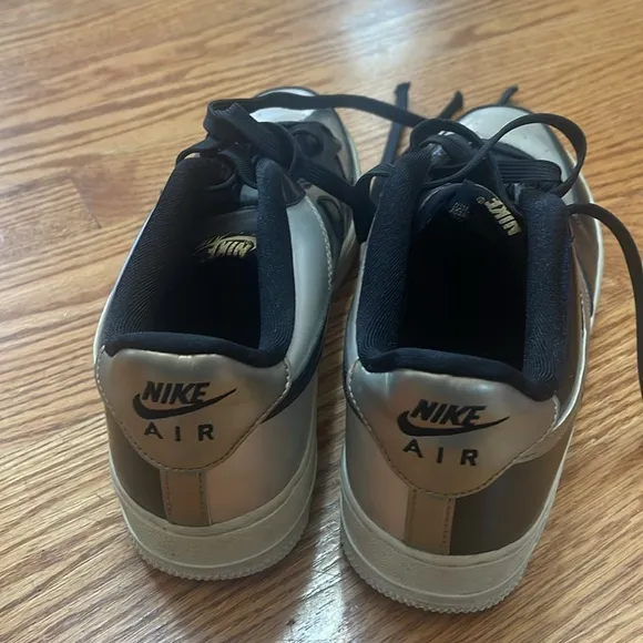Nike metallic Air Force 1 men shoes size 6Y