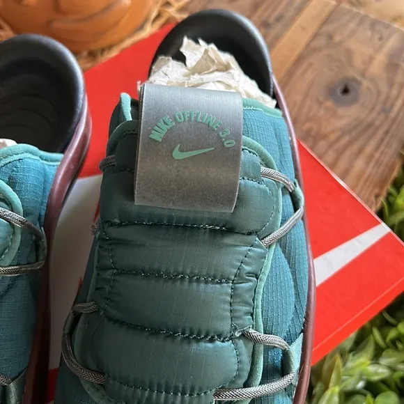 Nike offline 3.0 Dark teal mules size 8 men’s size 9.5 women’s BNIB