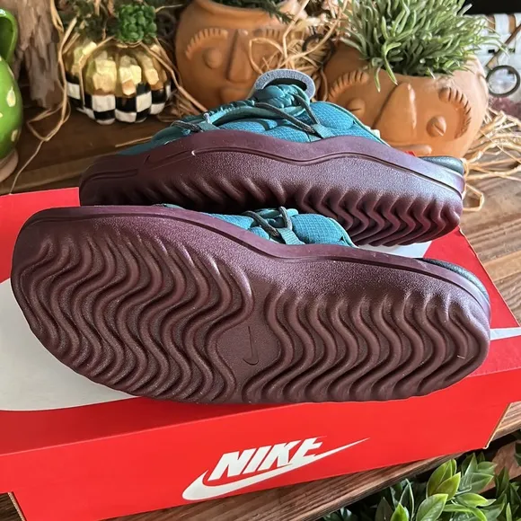 Nike offline 3.0 Dark teal mules size 8 men’s size 9.5 women’s BNIB