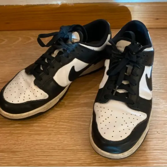 Nike Panda Dunks Low  (White &amp; Black) Sz 7.5 Women