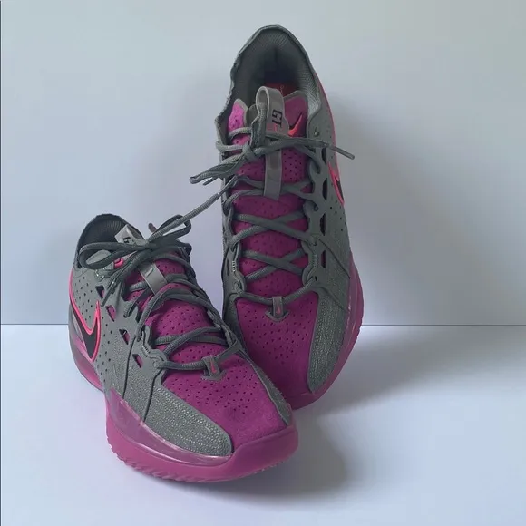 Nike Purple and Gray Athletic Shoes for Performance