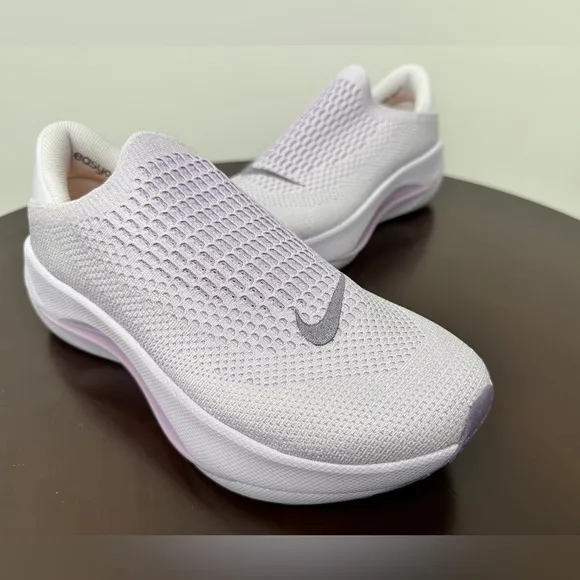 Nike Reina EasyOn Lilac