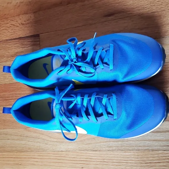 NIKE Running Shoes Medium Blue and  University Gold size 12 active comfort