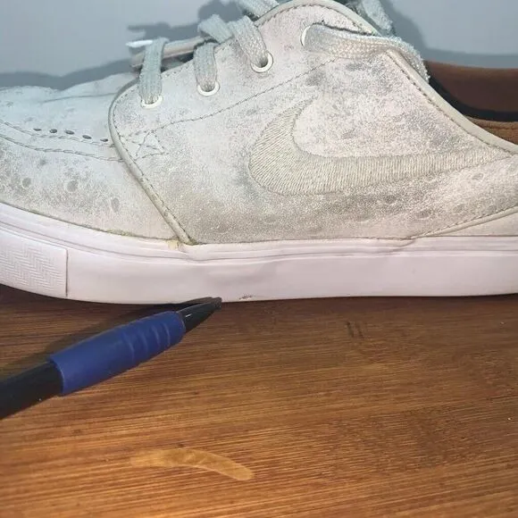 Nike SB Zoom Stefan Janoski Mens Size 8.5 White Ostrich Skate Shoes 616490 102