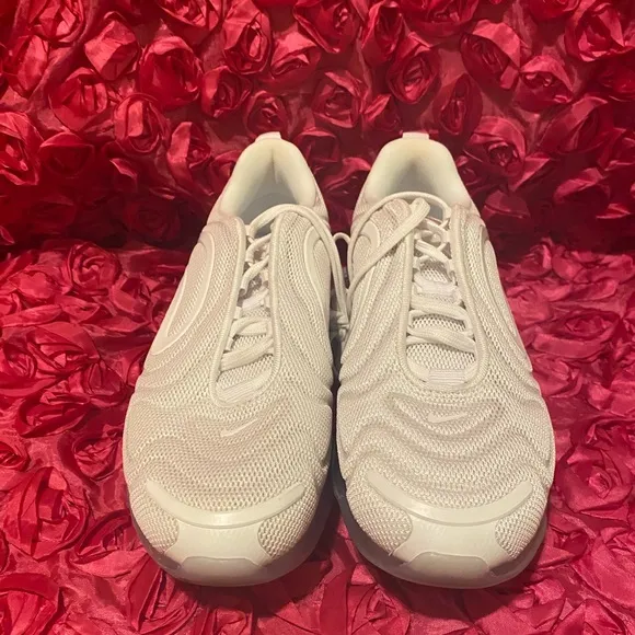Nike Shoes Nike Air Max 720 Women's