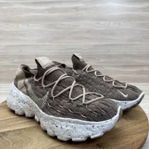 Nike Space Hippie 04 Women's 10 Lifestyle Shoes Sand Coconut Milk CD3476-200 EUC