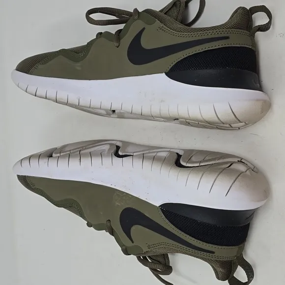 Nike Tessen 'Medium Olive Men's Shoes Size 9.5