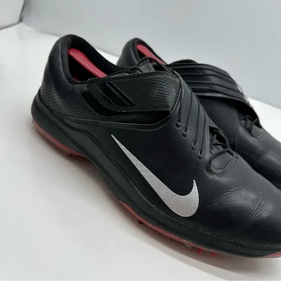 Nike TW Tiger Woods Mens 11 Golf Shoes Sneaker Soft Spike 880955-001 Black/Red