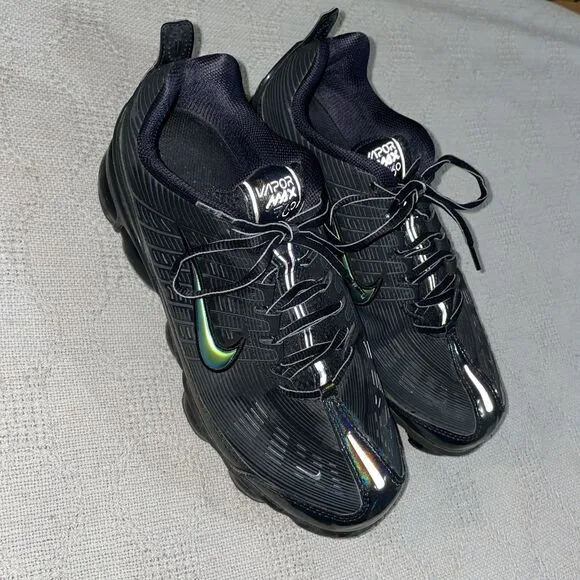 Nike Vapor Max Men’s Athletic Shoes Size 10 M Black Grip Sole Crosstraining