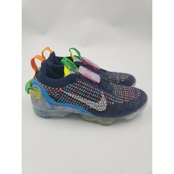 Nike women's Air VaporMax 2020 Flyknit Multicolor - CJ6741-400 size 5.5 US