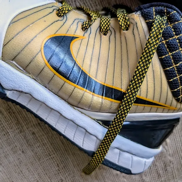 Nike Zoom Kobe 4 Protro ‘Del Sol’ Size 11