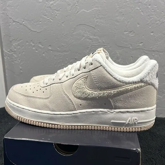 🔥🔥NIKE Air Force 1 '07 SE Sanddrift Beige Fuzzy Sneakers Women Sz 10 - PERFECT