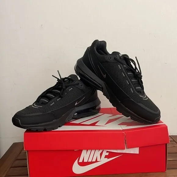 Nike Air Max Pulse Black US Women 9.5/UK 7/EU 41(FD6409-003)Box Slightly Crushed