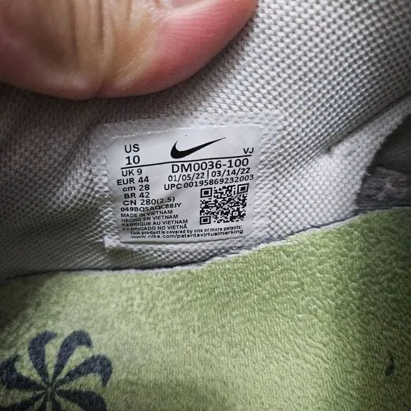 Nike shoes