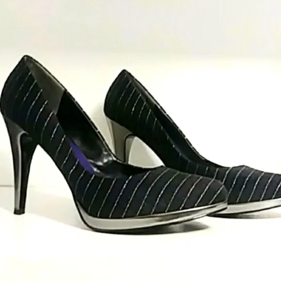 Nine West Metallic Pinstripes Dark Gray Gunmetal Heel &amp; Platform Size 9.5